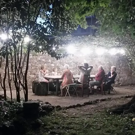 Oda ve Kahvaltı Corte Dall'era Brescia